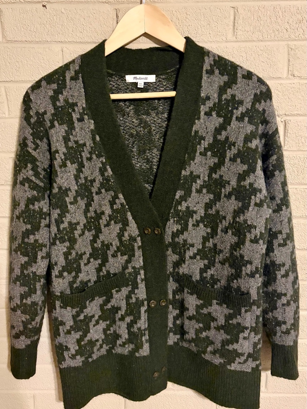 Madewell Allston Double-Button Cardigan Sweater in Houndstooth